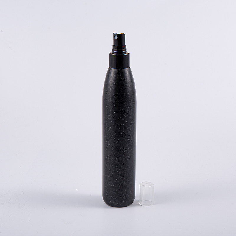 Bouteille PE de 100 ml et 250 ml - Noir avec un distributeur de pompes en plastique fini en perle