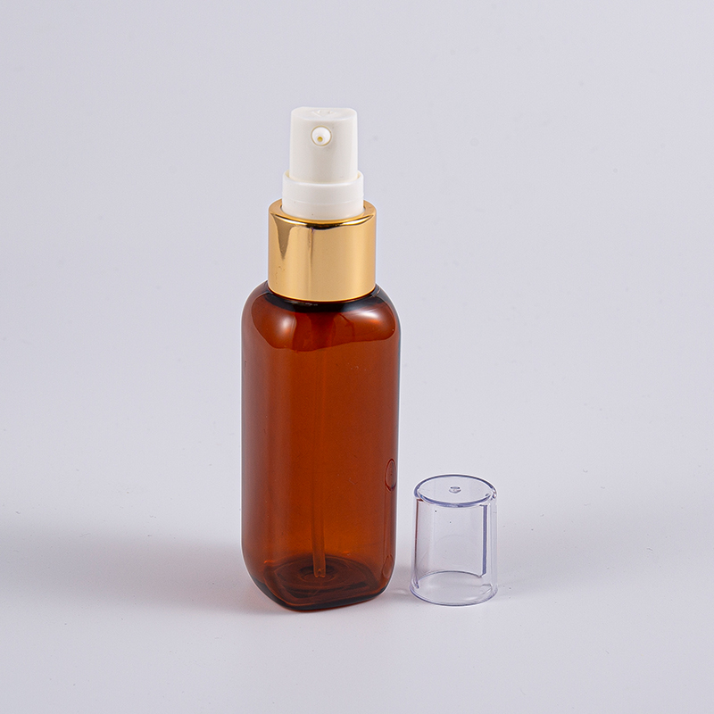 Voyage Utilisez 50 ml de bouteille de forme carrée PETG avec pompe