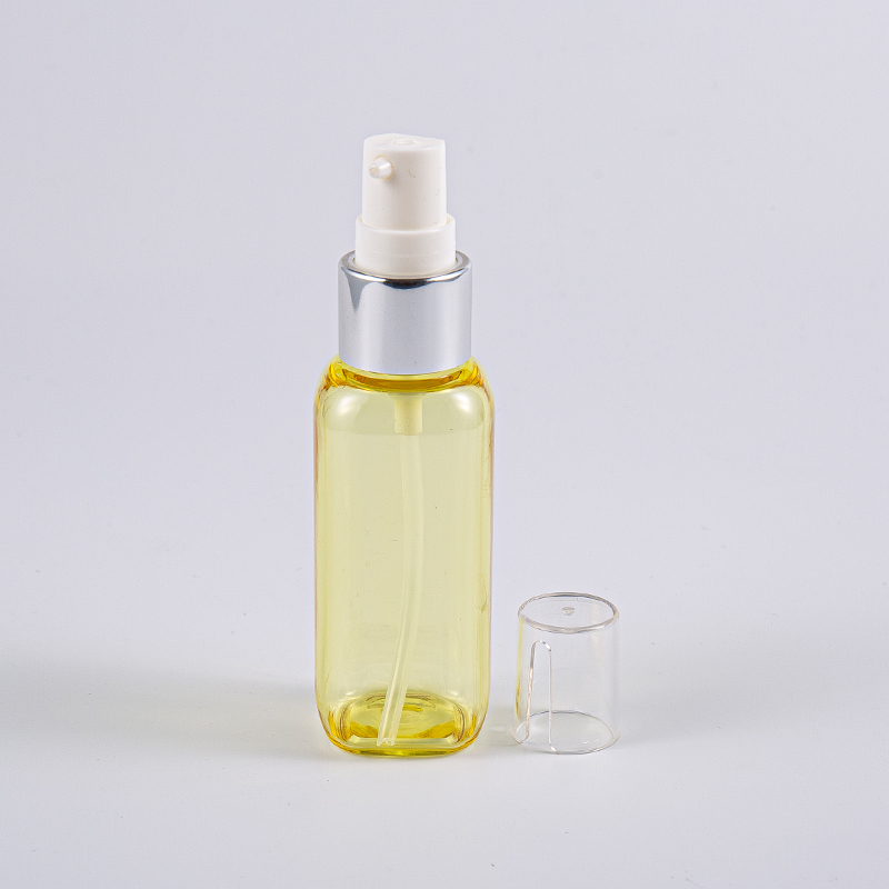 Voyage Utilisez 50 ml de bouteille de forme carrée PETG avec pompe