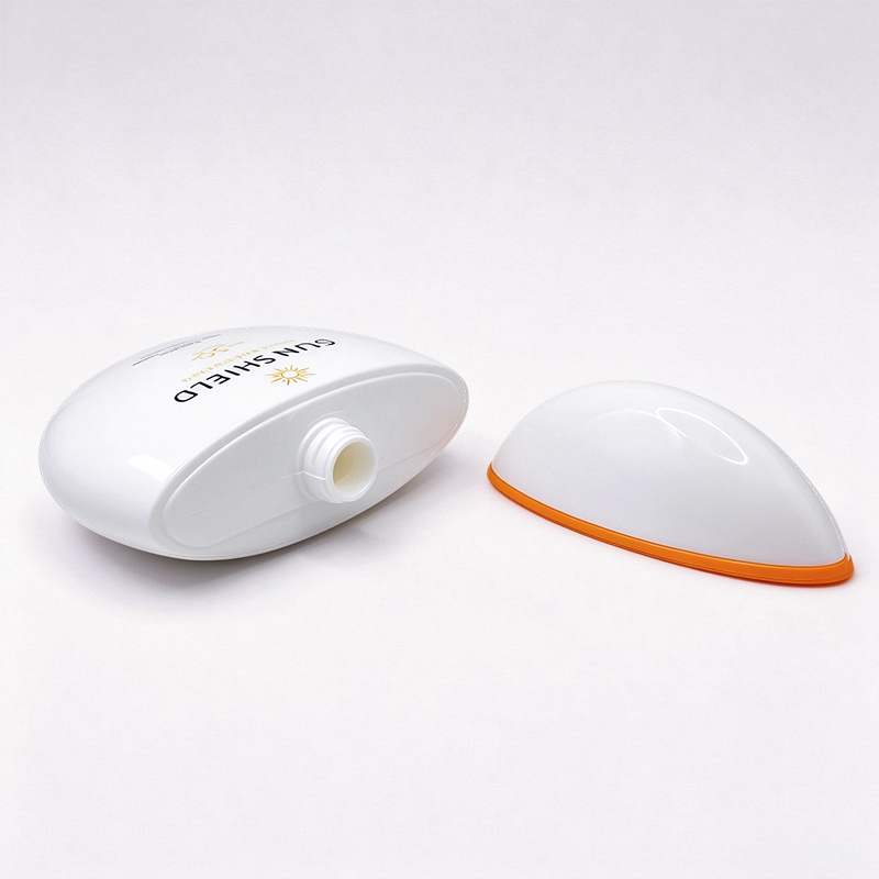 Bouteille ronde de 50 ml à 5 couches EVOH co-extrudée en PE compressible pour protection solaire avec capuchon rabattable
